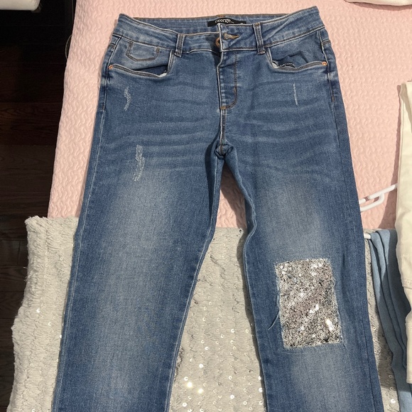 Jeans - Picture 1 of 1